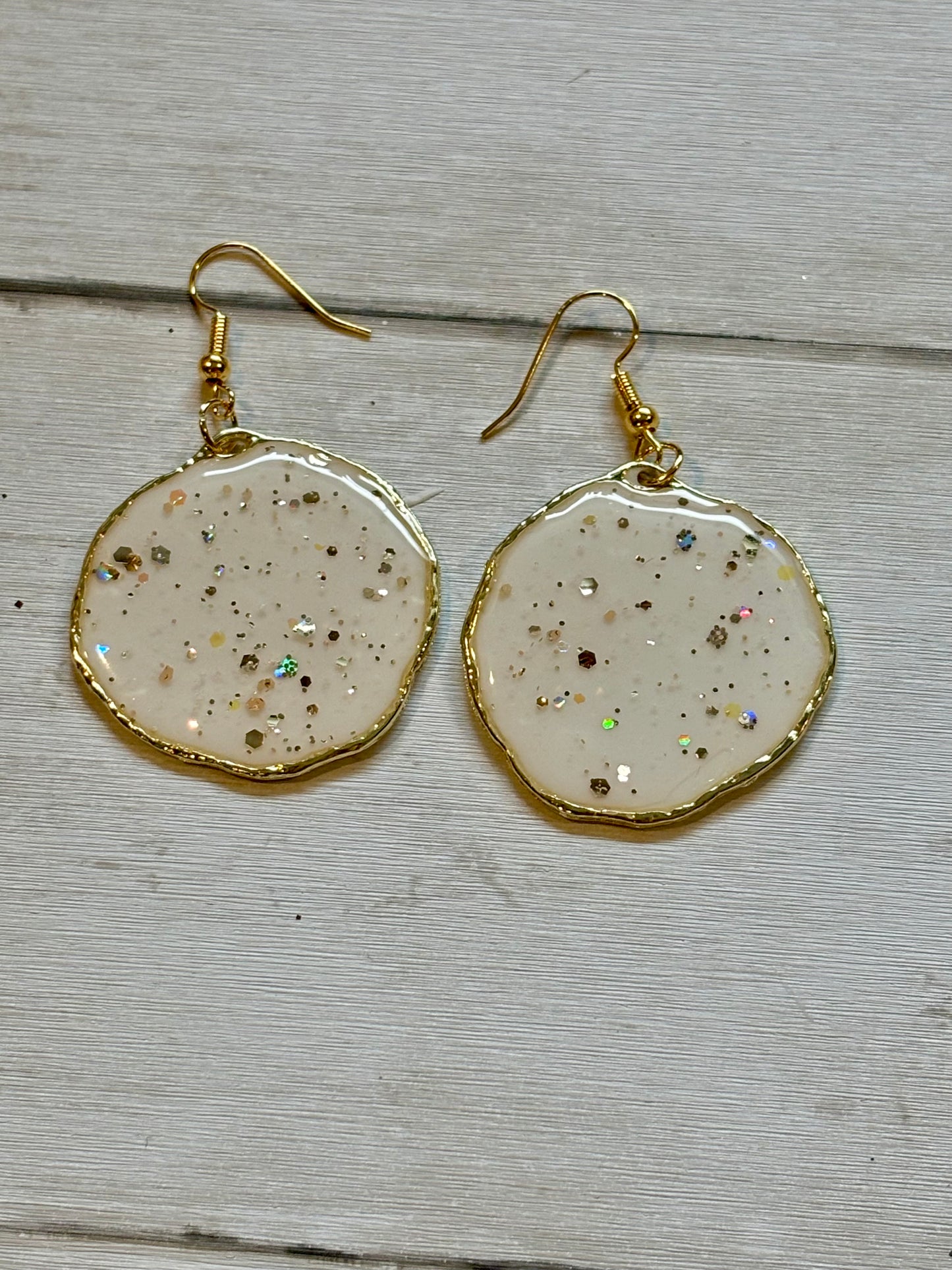 READY TO SHIP White and gold earrings