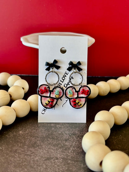 Mouse bookshelf earrings