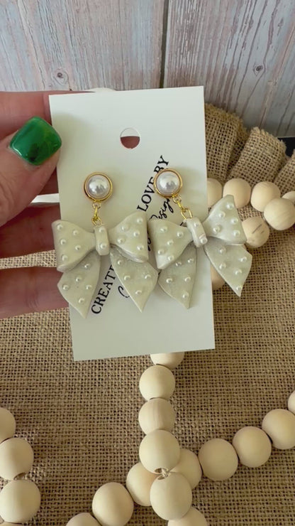 Pearl bow earrings